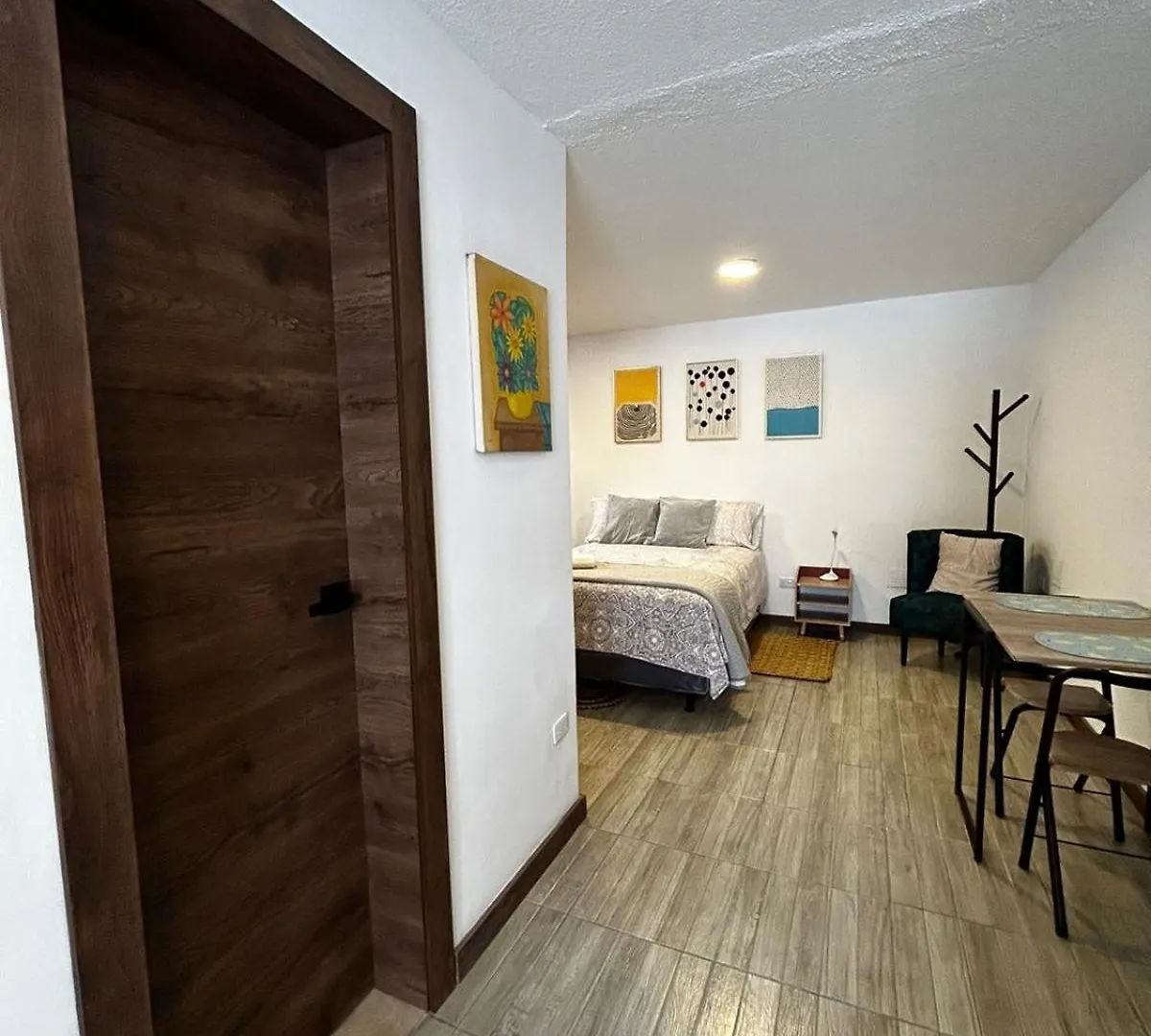 Mamitas House! Mini Suit Privada Junto Al Metro De Кито