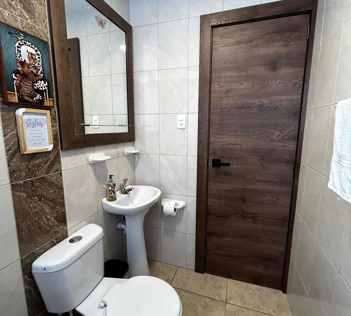 Mamitas House! Mini Suit Privada Junto Al Metro De Кито Апартаменты